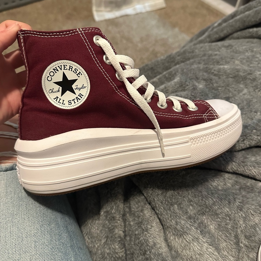 women’s size 8 converse